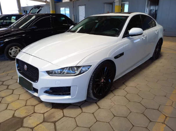 Jaguar XE R-SPORT SI4 2015 2016 Gasolina